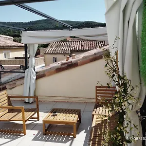  Appartement Un Nid Sur Les Toits Avec Terrasse